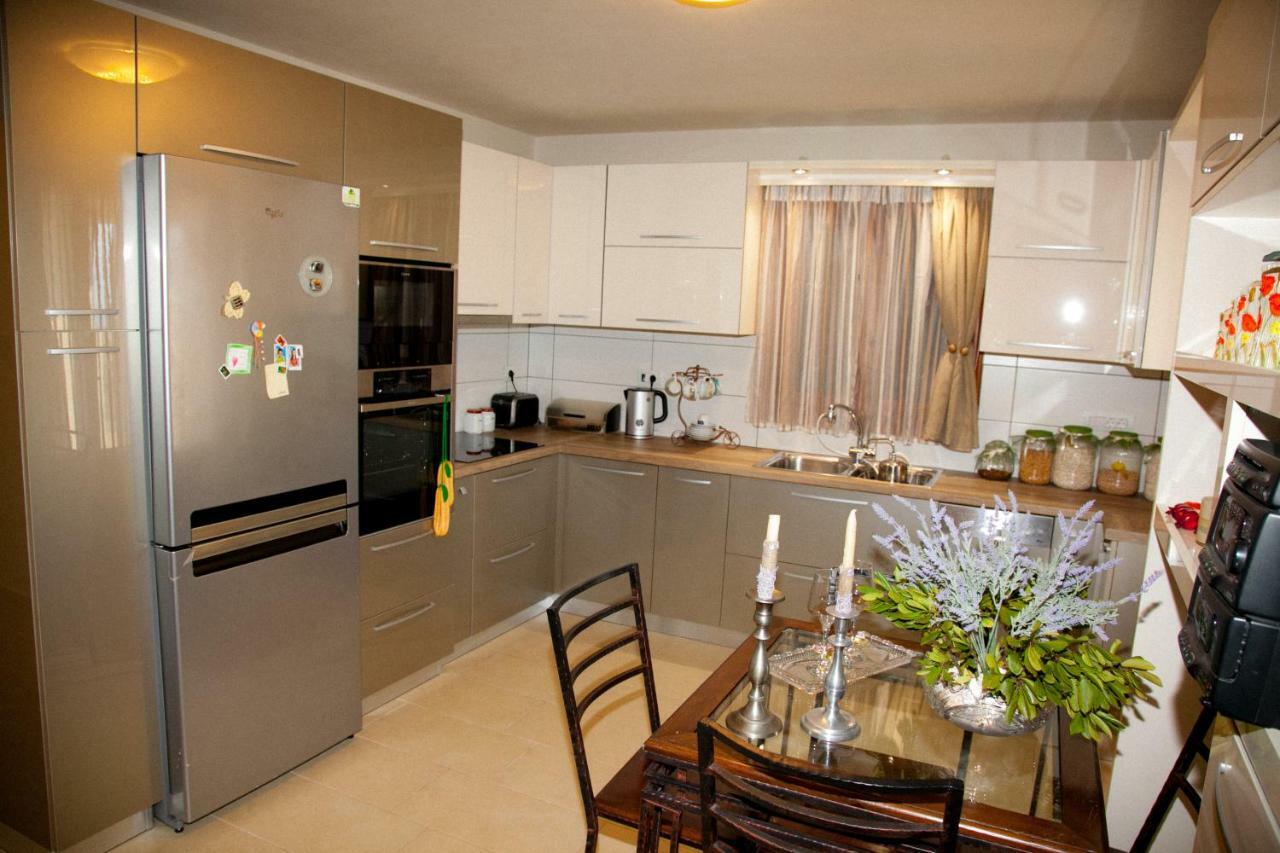 Virginia Place Atheras ภายนอก รูปภาพ
